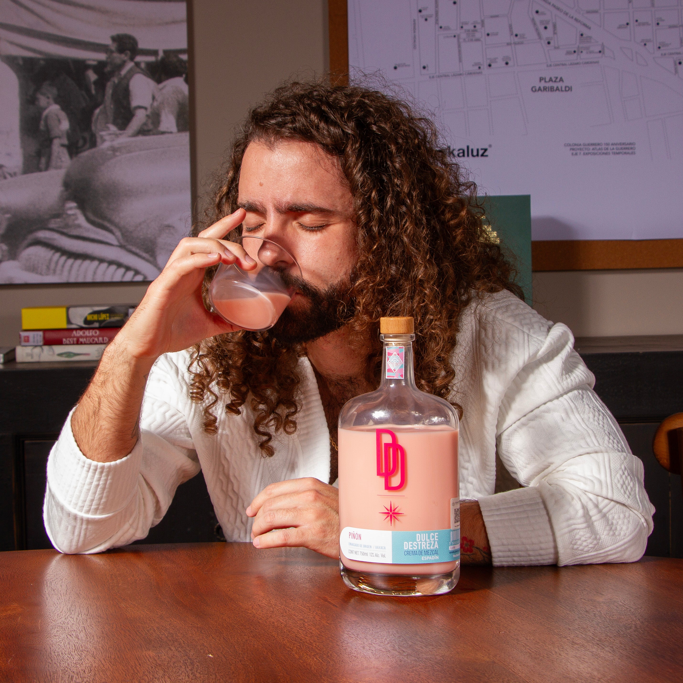Dulce Destreza Avellana Crema De Mezcal 750ml